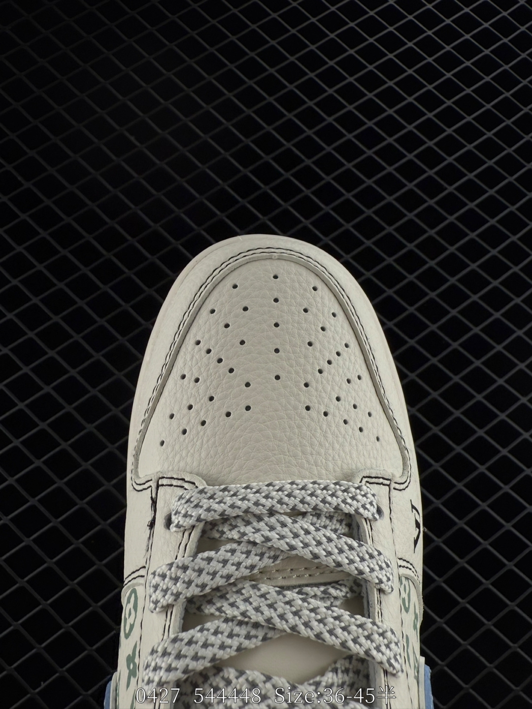 Travis Scott x Air Jordan 1 ” Reverse Mocha “